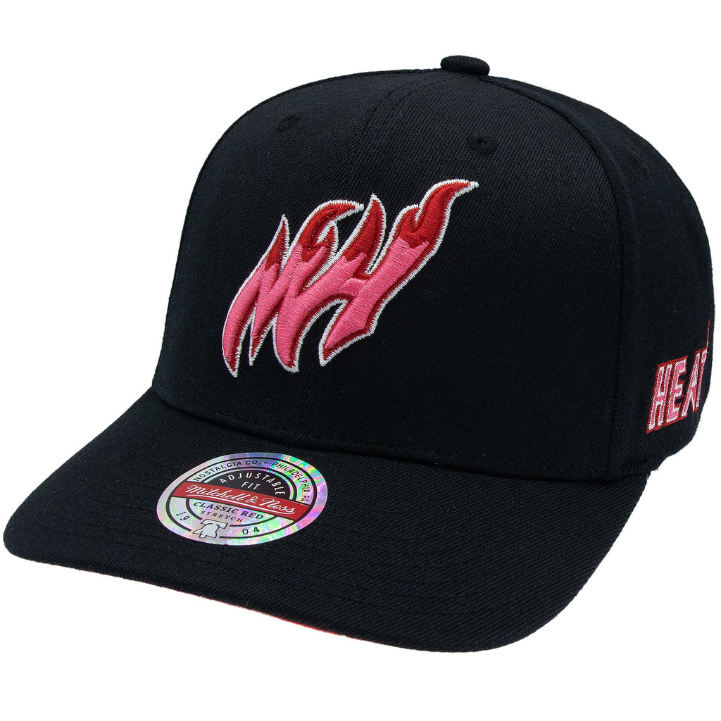 Miami Heat NBA Is It Pink? Classic Red Snapback Mitchell & Ness Black/Pink