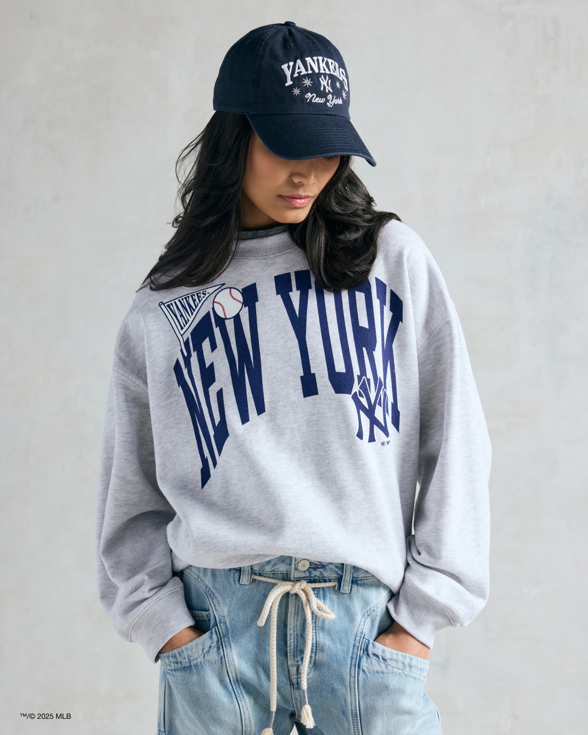 LOS ANGELES LAKERS ARCHED ICON '47 OVERSIZED CREW WOMENS